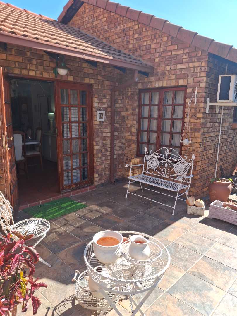 3 Bedroom Property for Sale in Clubview Gauteng