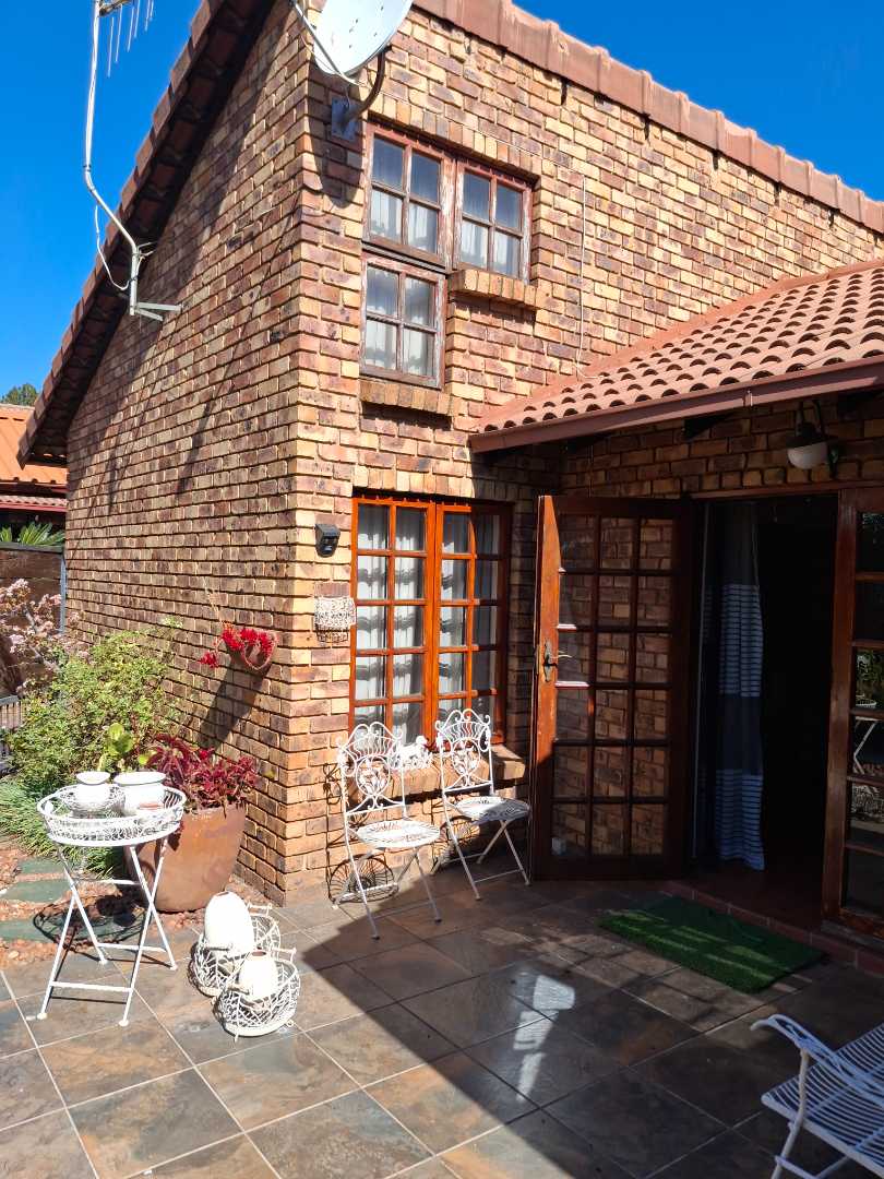3 Bedroom Property for Sale in Clubview Gauteng