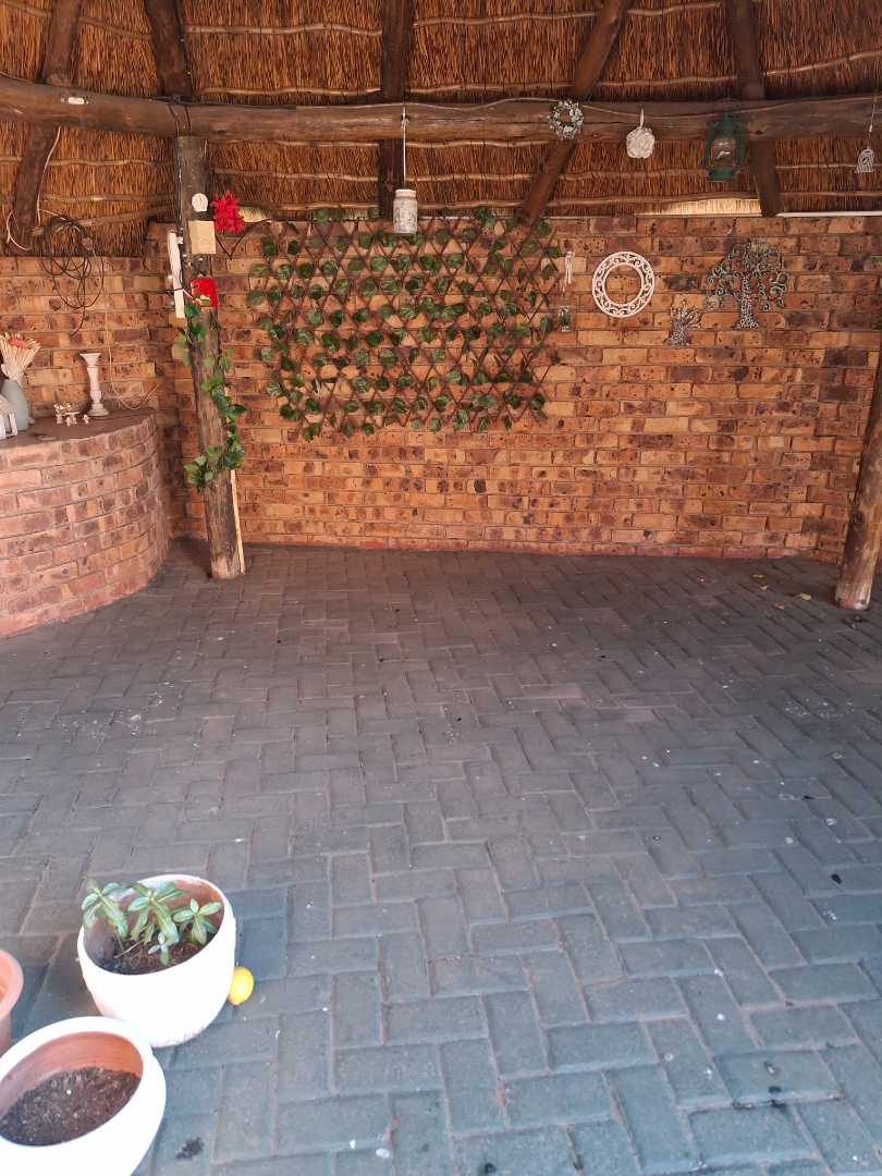 3 Bedroom Property for Sale in Clubview Gauteng