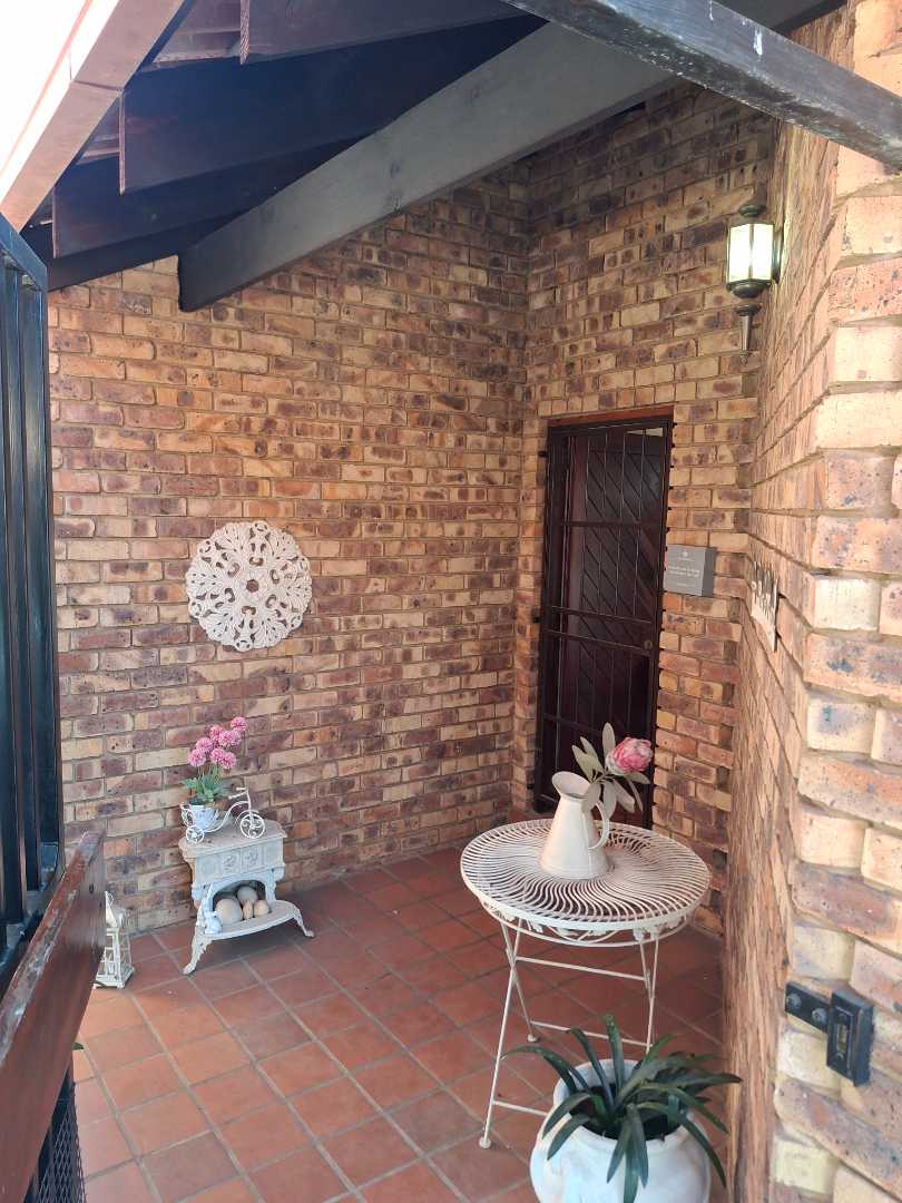 3 Bedroom Property for Sale in Clubview Gauteng