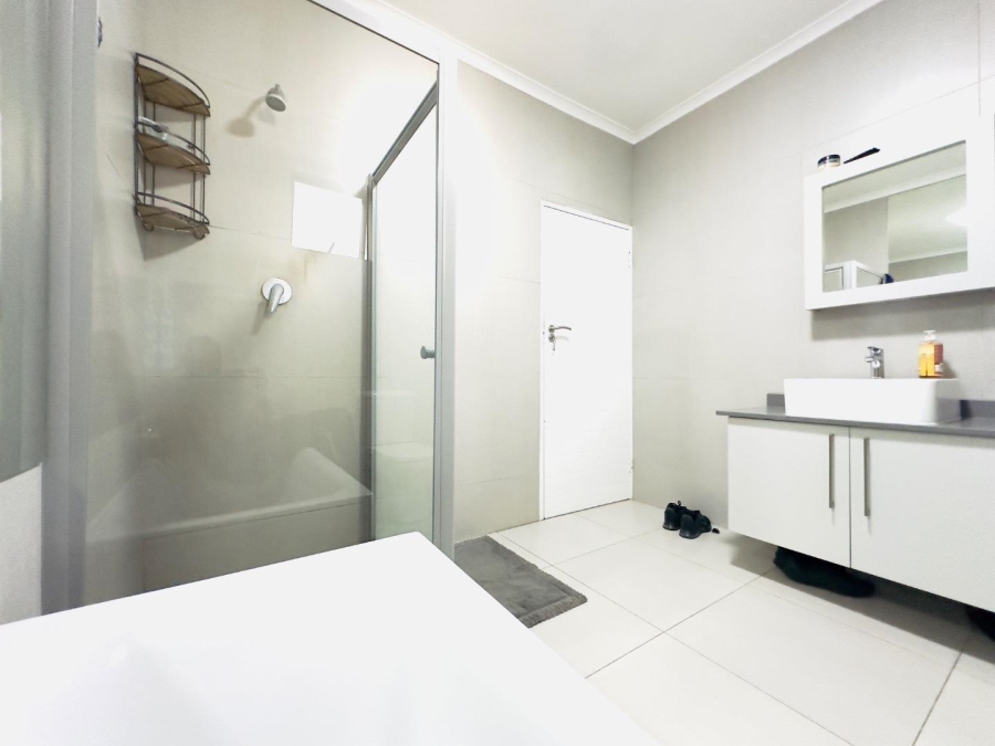To Let 2 Bedroom Property for Rent in Carlswald Gauteng