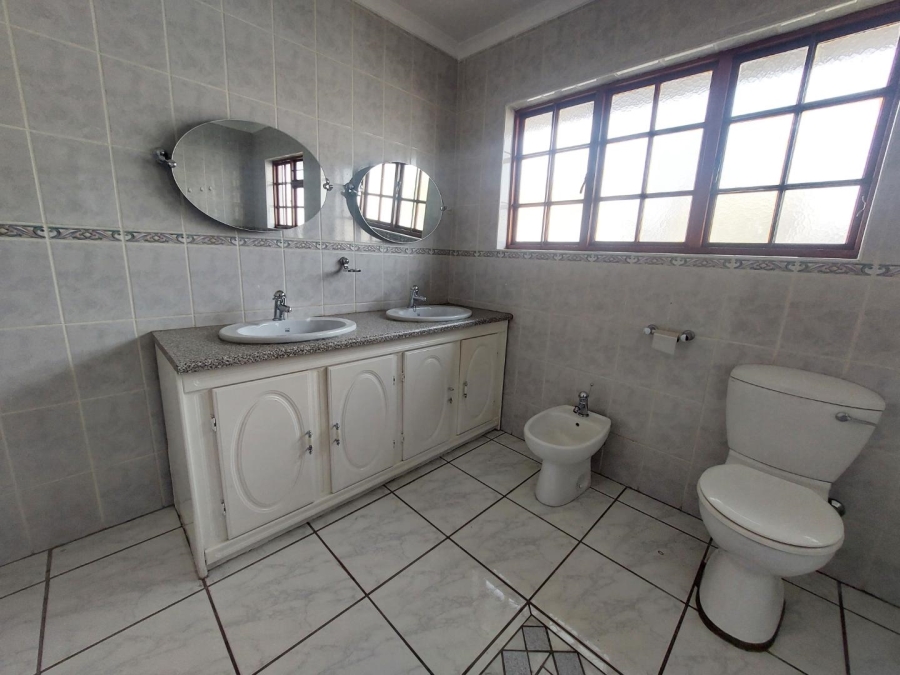 4 Bedroom Property for Sale in Barbeque Downs Gauteng