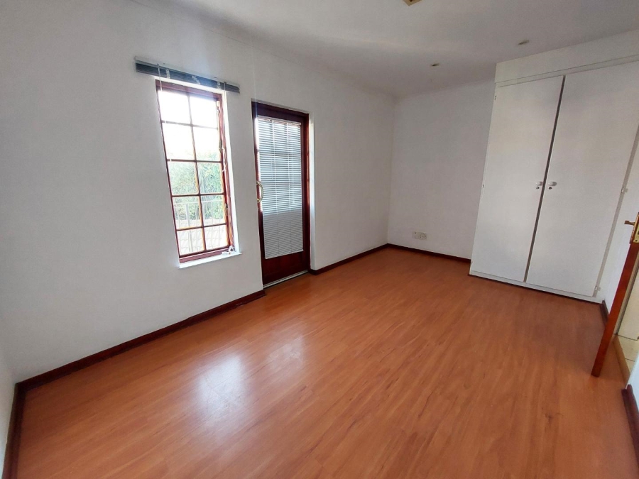 4 Bedroom Property for Sale in Barbeque Downs Gauteng