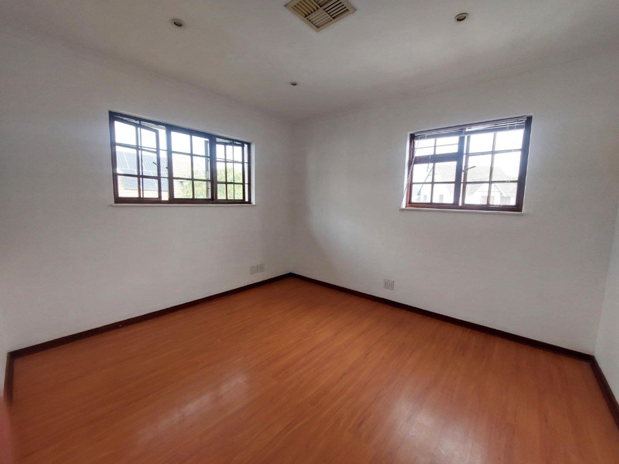 4 Bedroom Property for Sale in Barbeque Downs Gauteng