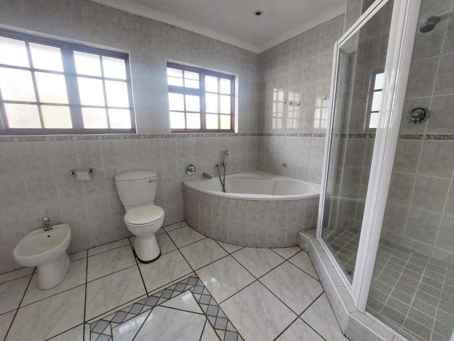 4 Bedroom Property for Sale in Barbeque Downs Gauteng