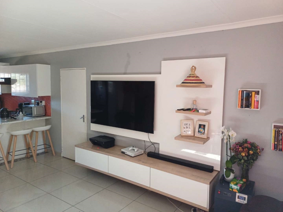 To Let 2 Bedroom Property for Rent in Wilgeheuwel Gauteng