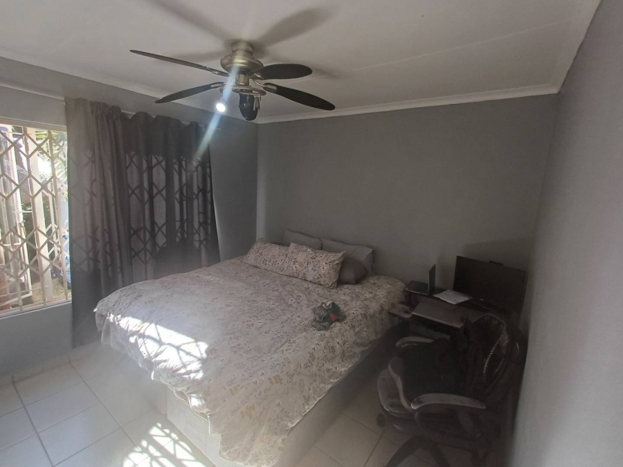 To Let 2 Bedroom Property for Rent in Wilgeheuwel Gauteng