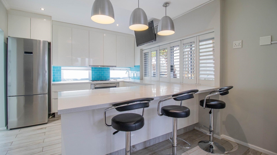 To Let 3 Bedroom Property for Rent in Bryanston Gauteng