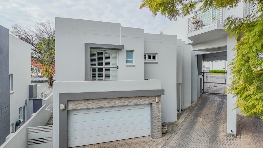 To Let 3 Bedroom Property for Rent in Bryanston Gauteng