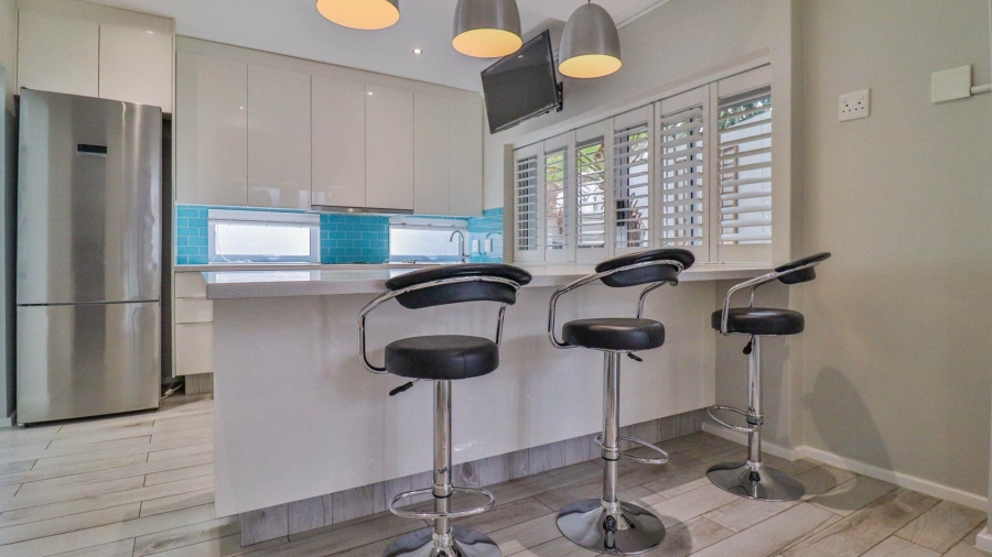 To Let 3 Bedroom Property for Rent in Bryanston Gauteng
