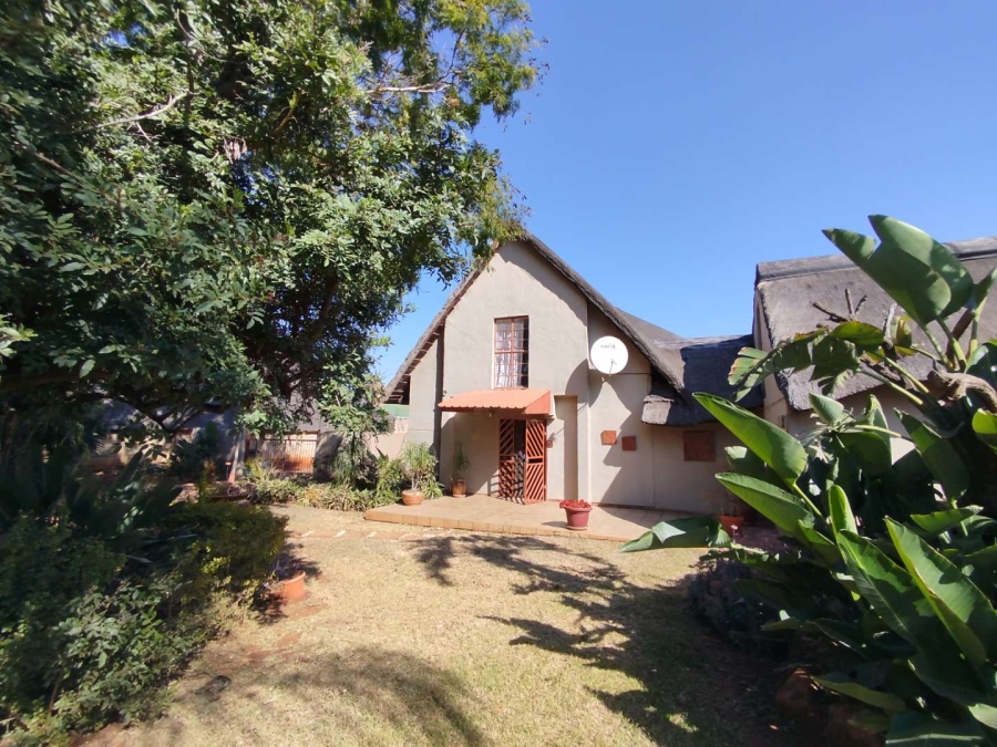 3 Bedroom Property for Sale in Karenpark Gauteng