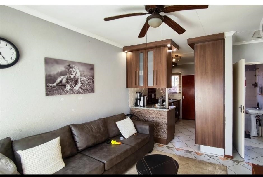 2 Bedroom Property for Sale in Terenure Gauteng