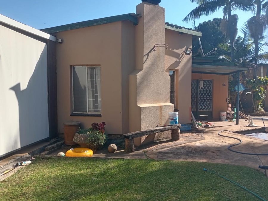 4 Bedroom Property for Sale in Birchleigh Gauteng