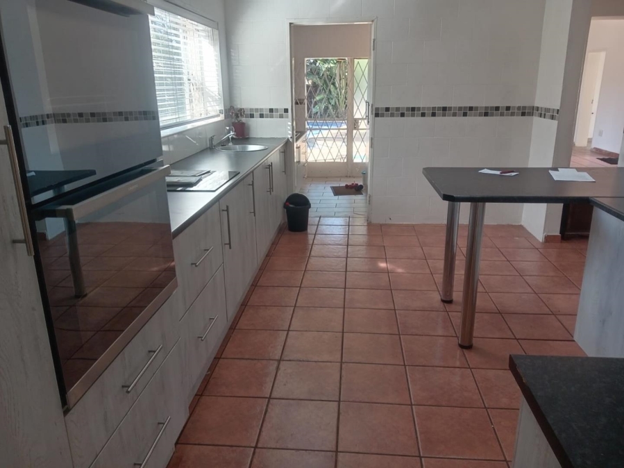 4 Bedroom Property for Sale in Birchleigh Gauteng