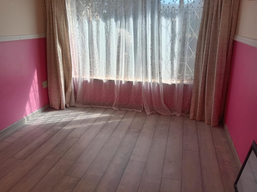 4 Bedroom Property for Sale in Birchleigh Gauteng