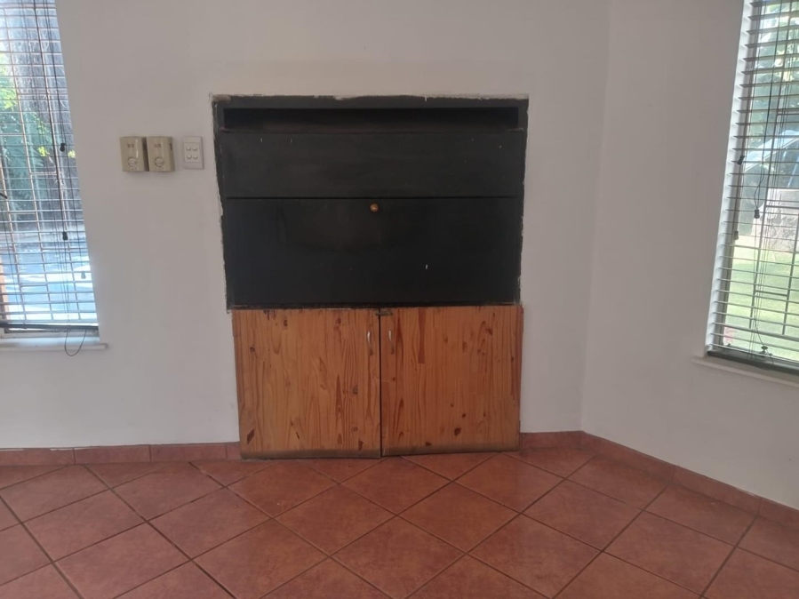4 Bedroom Property for Sale in Birchleigh Gauteng