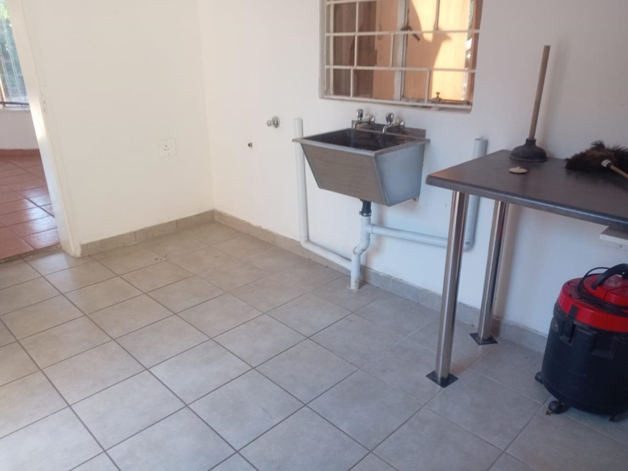 4 Bedroom Property for Sale in Birchleigh Gauteng