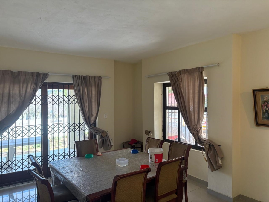 5 Bedroom Property for Sale in Woodmead Gauteng