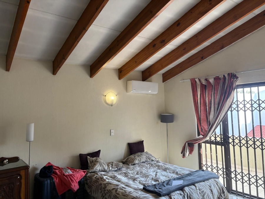 5 Bedroom Property for Sale in Woodmead Gauteng