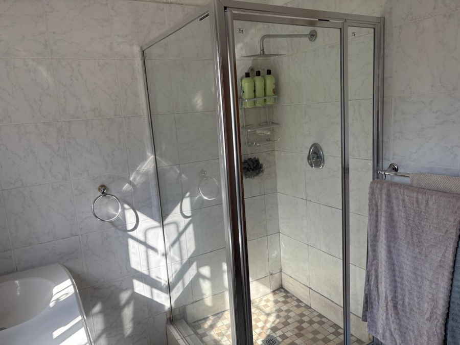 5 Bedroom Property for Sale in Woodmead Gauteng