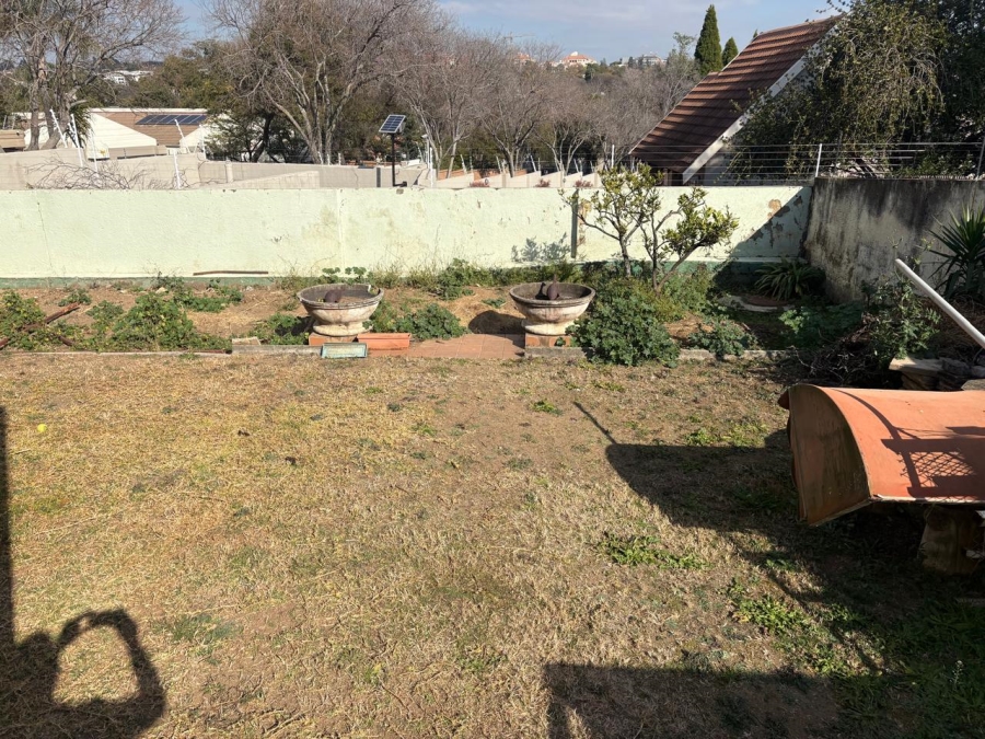 5 Bedroom Property for Sale in Woodmead Gauteng