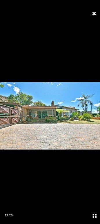 3 Bedroom Property for Sale in Mondeor Gauteng