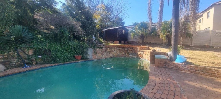3 Bedroom Property for Sale in Mondeor Gauteng