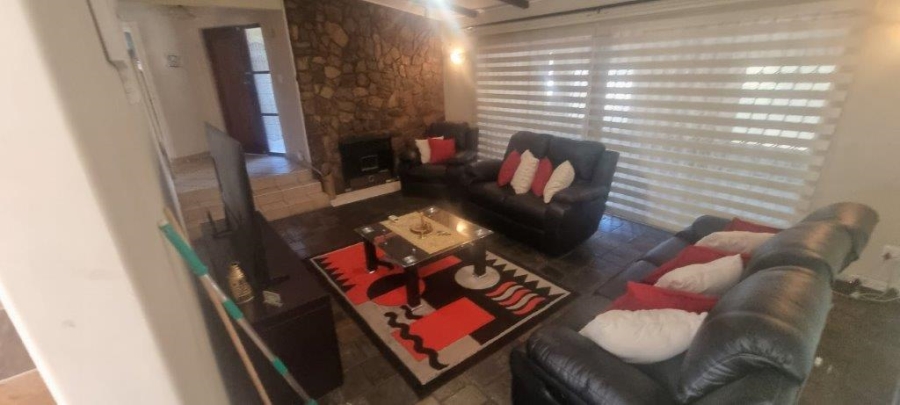3 Bedroom Property for Sale in Mondeor Gauteng