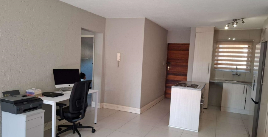 2 Bedroom Property for Sale in New Market Gauteng