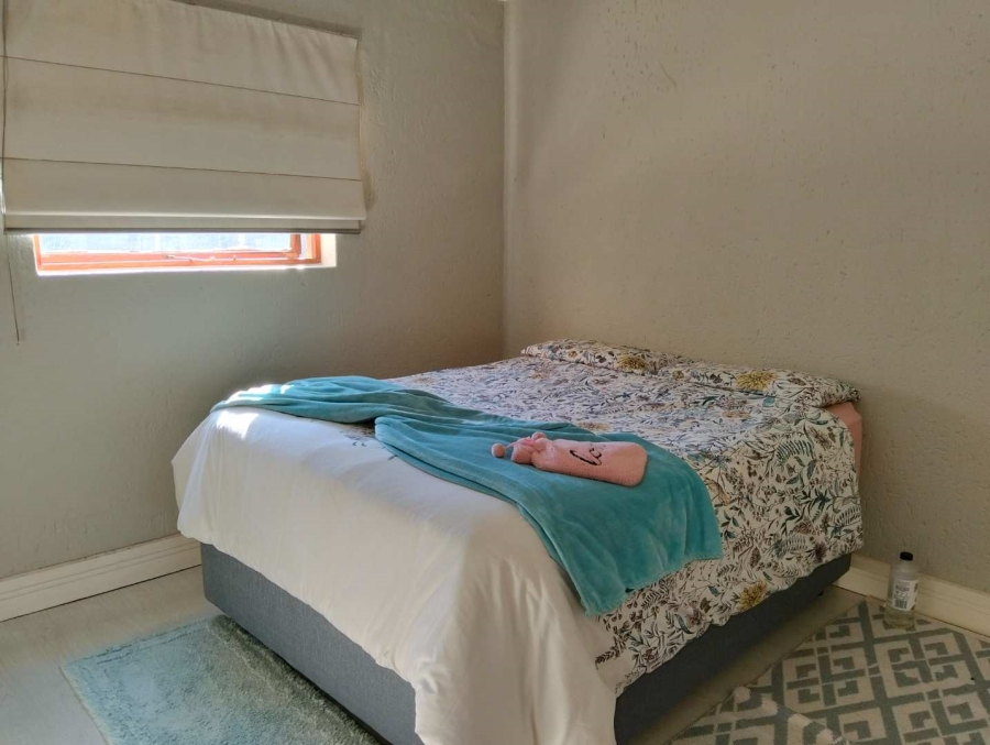 2 Bedroom Property for Sale in New Market Gauteng