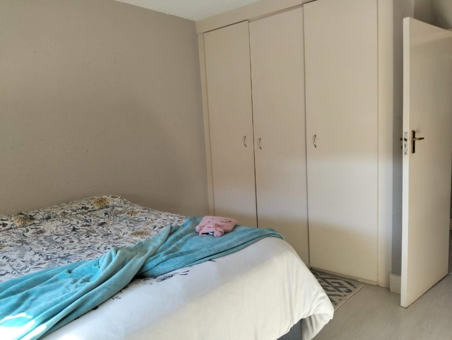 2 Bedroom Property for Sale in New Market Gauteng