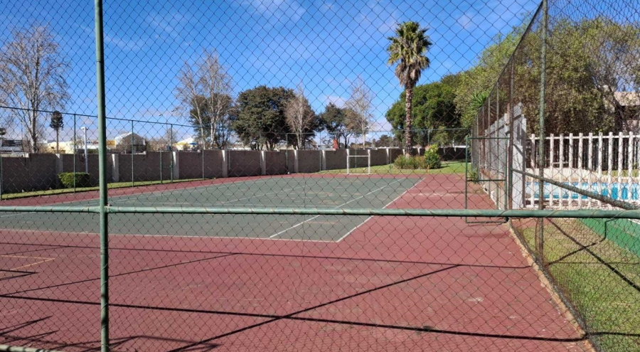 2 Bedroom Property for Sale in New Market Gauteng