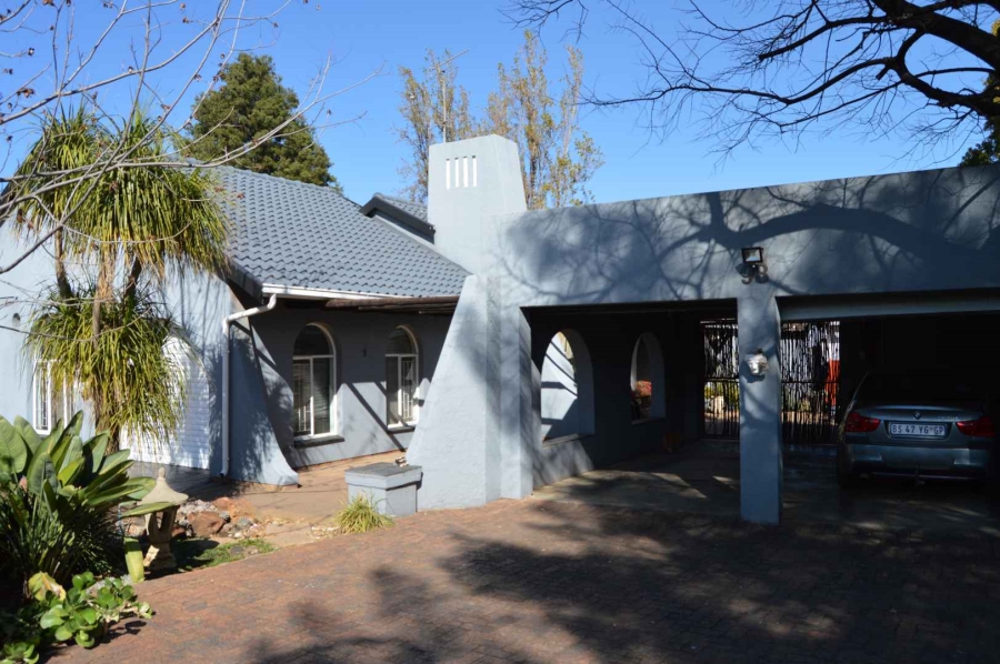 4 Bedroom Property for Sale in Brackendowns Gauteng