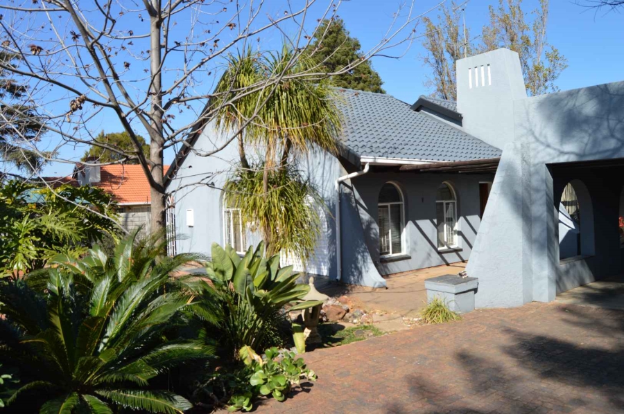 4 Bedroom Property for Sale in Brackendowns Gauteng