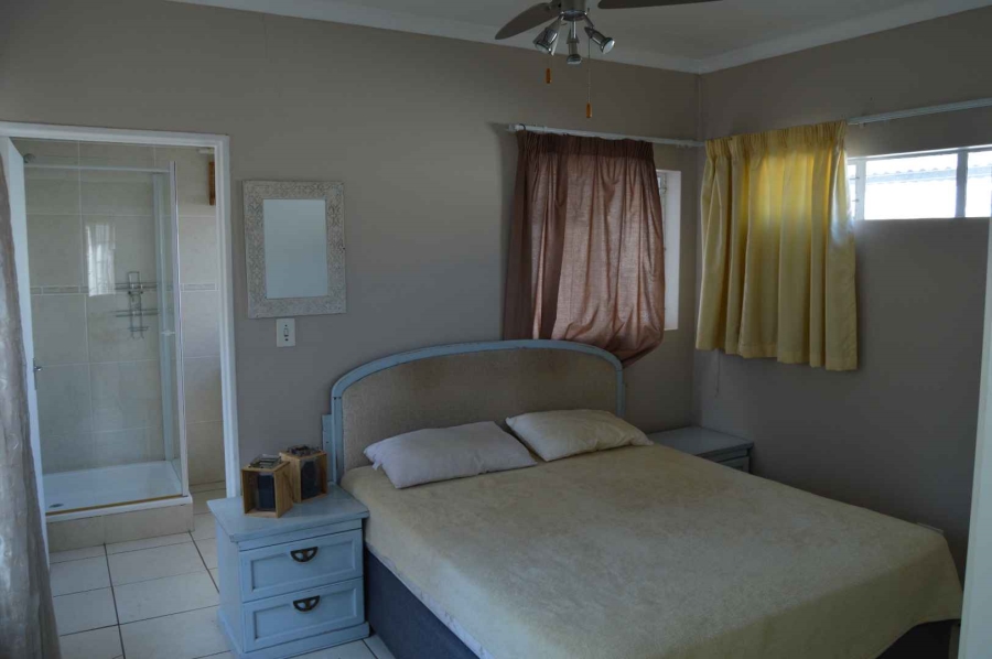4 Bedroom Property for Sale in Brackendowns Gauteng