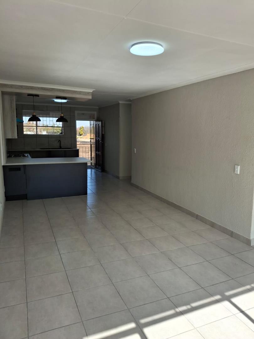 2 Bedroom Property for Sale in Brackendowns Gauteng