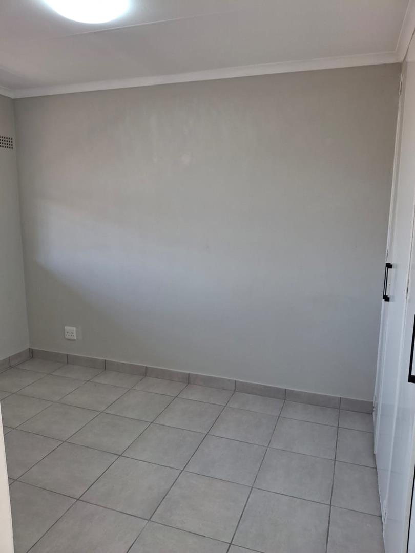 2 Bedroom Property for Sale in Brackendowns Gauteng