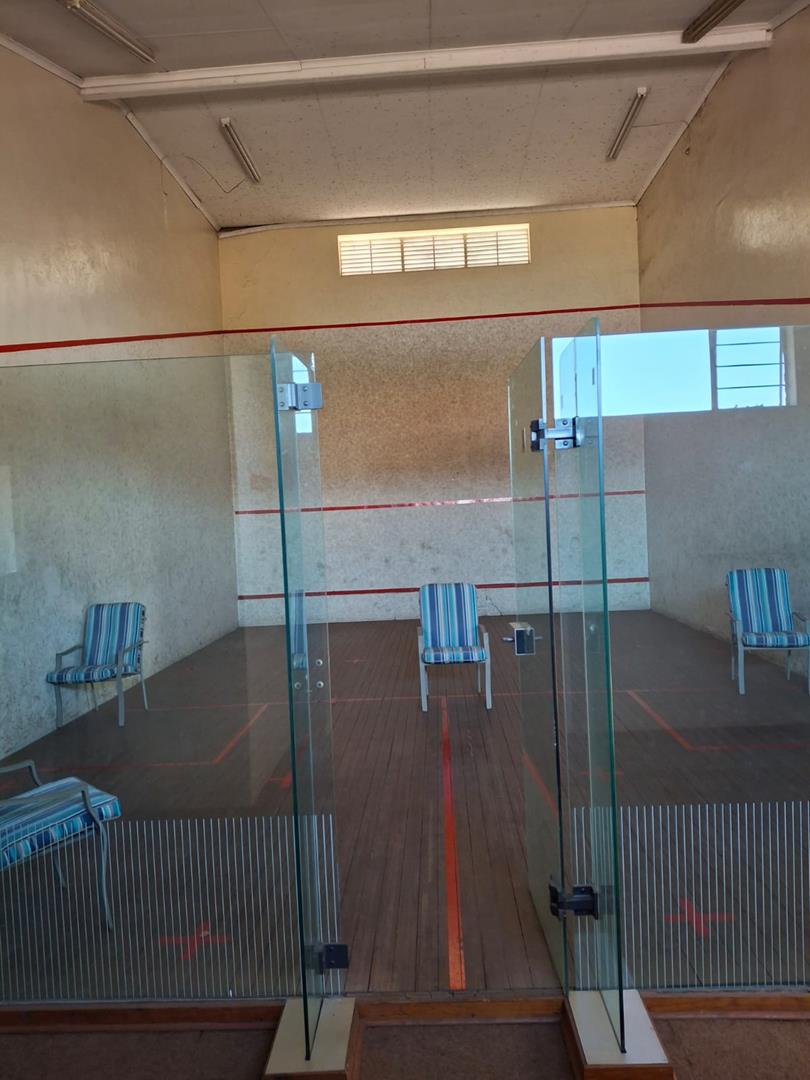 2 Bedroom Property for Sale in Brackendowns Gauteng