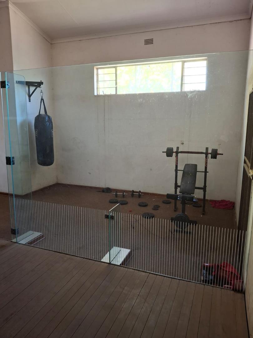 2 Bedroom Property for Sale in Brackendowns Gauteng
