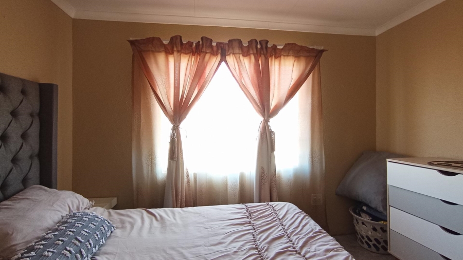2 Bedroom Property for Sale in Klerksoord Gauteng