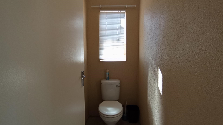 2 Bedroom Property for Sale in Klerksoord Gauteng