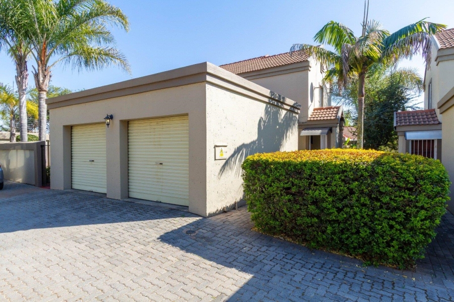 3 Bedroom Property for Sale in Equestria Gauteng