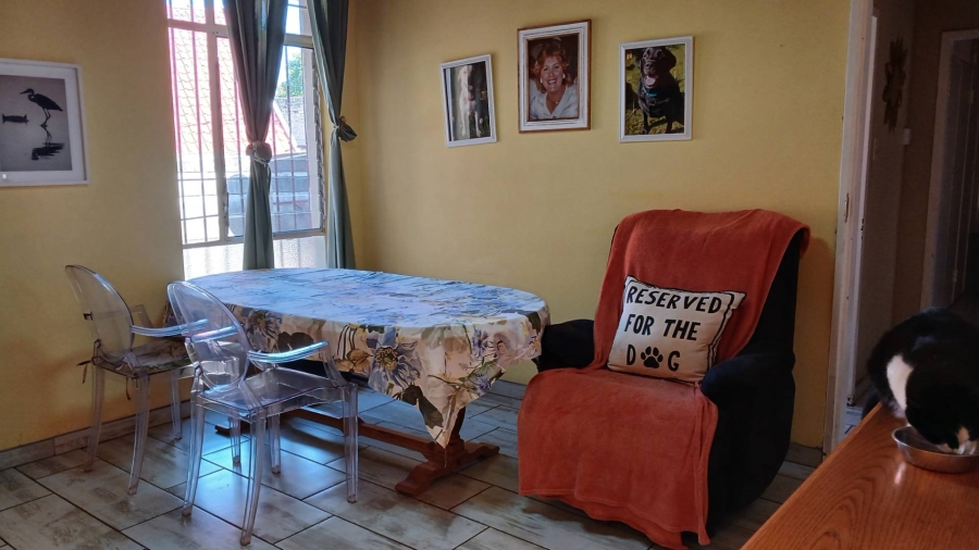 To Let 1 Bedroom Property for Rent in Parkmore Gauteng
