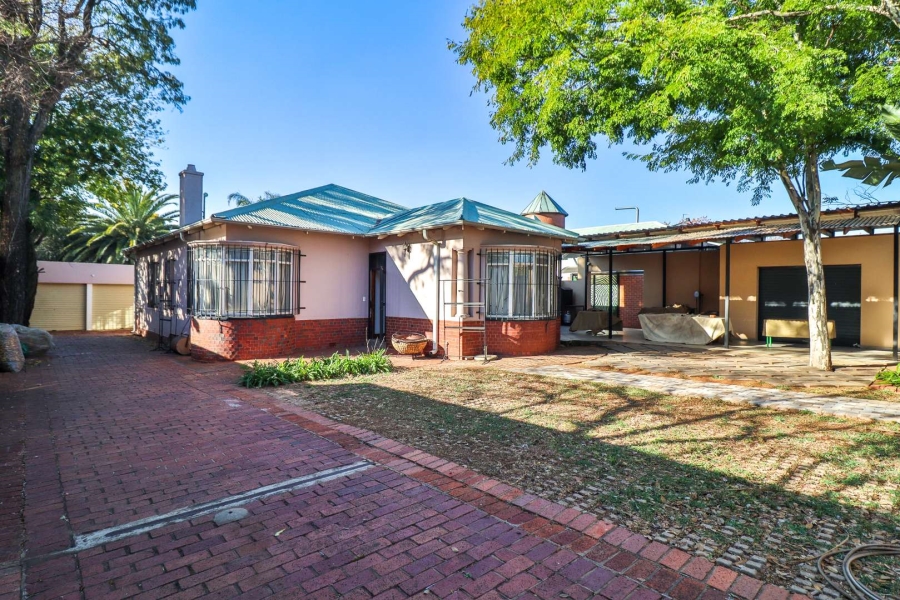 4 Bedroom Property for Sale in Brooklyn Gauteng