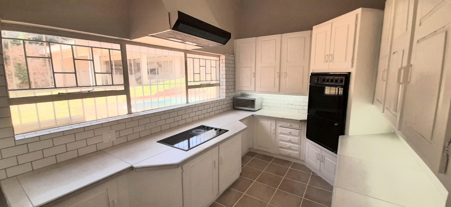 3 Bedroom Property for Sale in Waterkloof Ridge Gauteng