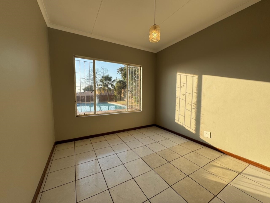 To Let 3 Bedroom Property for Rent in Elardus Park Gauteng