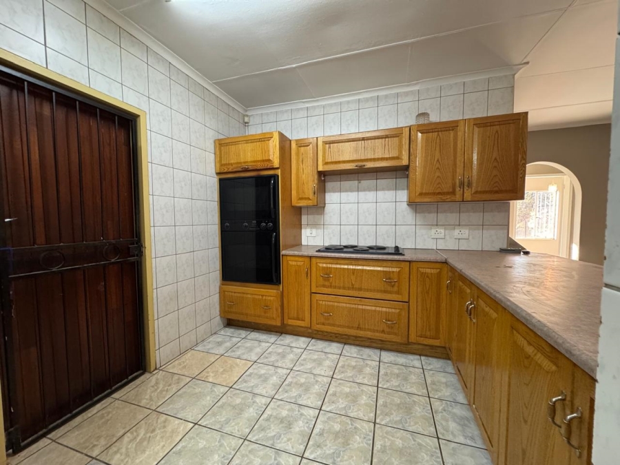 To Let 3 Bedroom Property for Rent in Elardus Park Gauteng