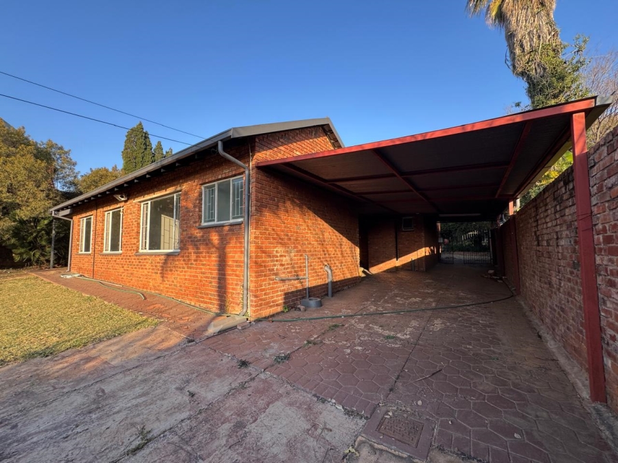 To Let 3 Bedroom Property for Rent in Elardus Park Gauteng