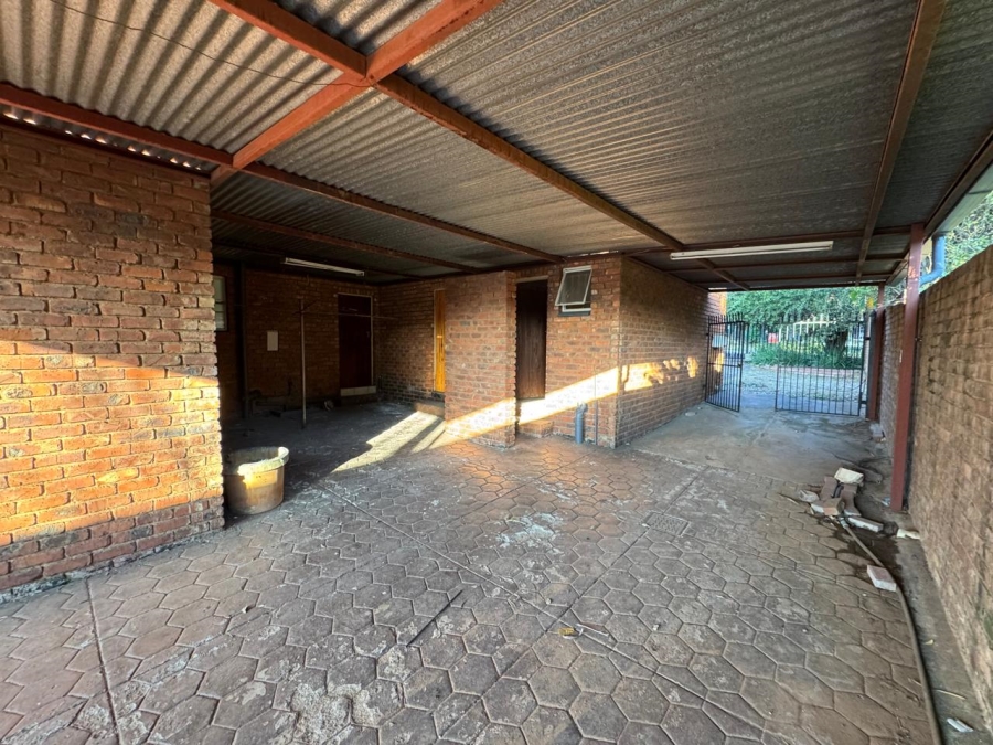 To Let 3 Bedroom Property for Rent in Elardus Park Gauteng