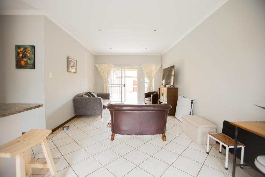 To Let 2 Bedroom Property for Rent in Equestria Gauteng